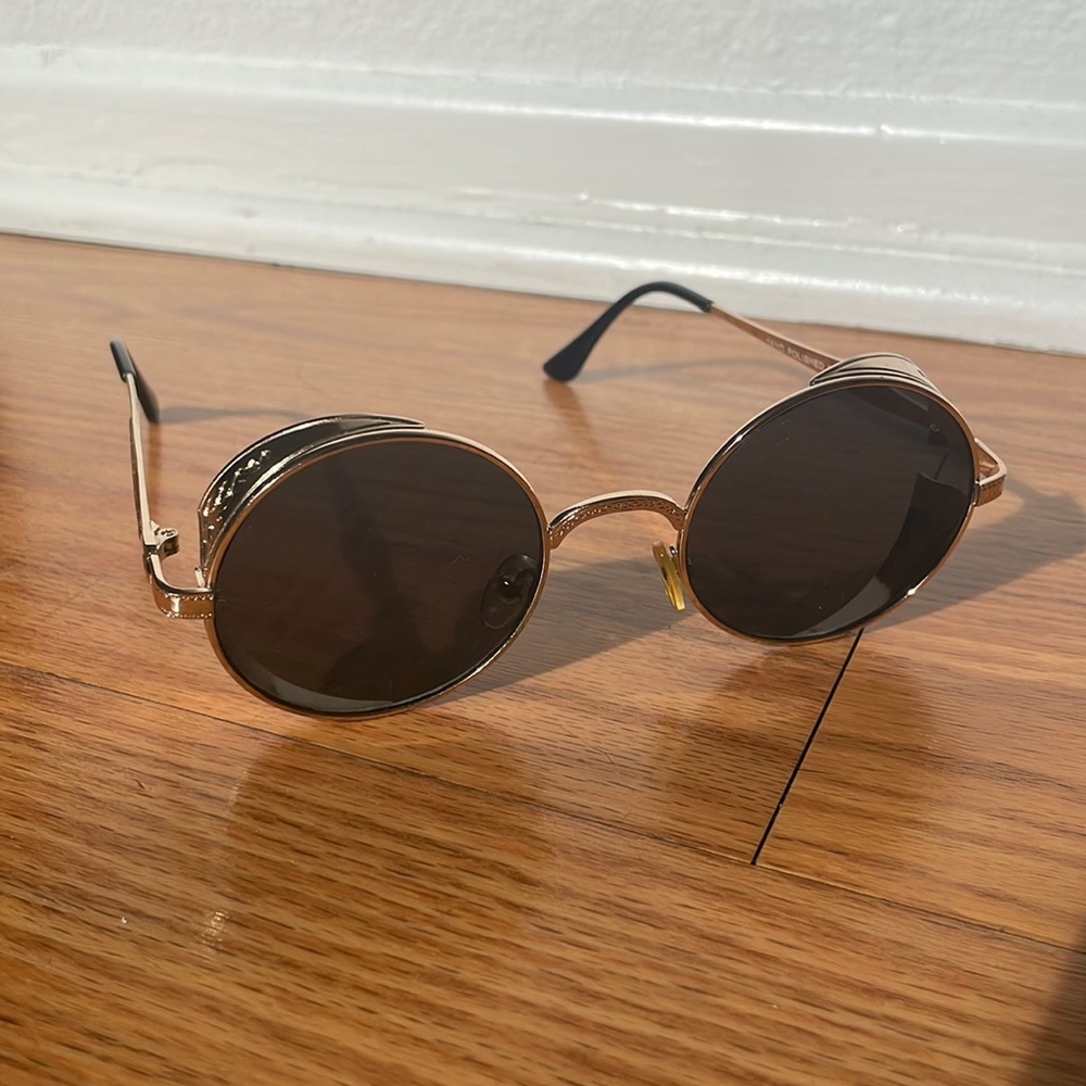 Unisex glasses! Unique and cool!